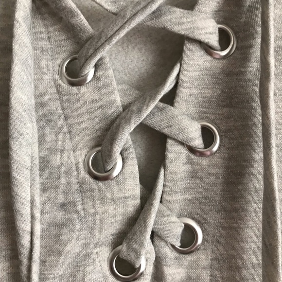 Tie front sweatshirt - Picture 2 of 4